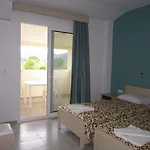 Christakis Apartmanhotel 2*