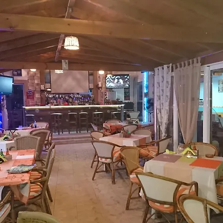 Christakis Apartahotel 2*