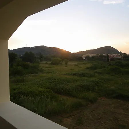 Christakis Apartahotel