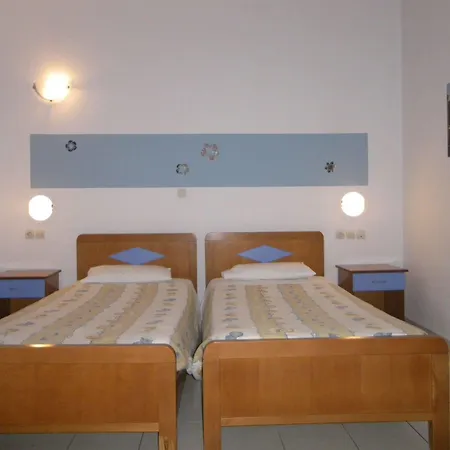 Christakis Apartahotel Sidárion