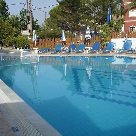 Apartahotel Christakis 2*